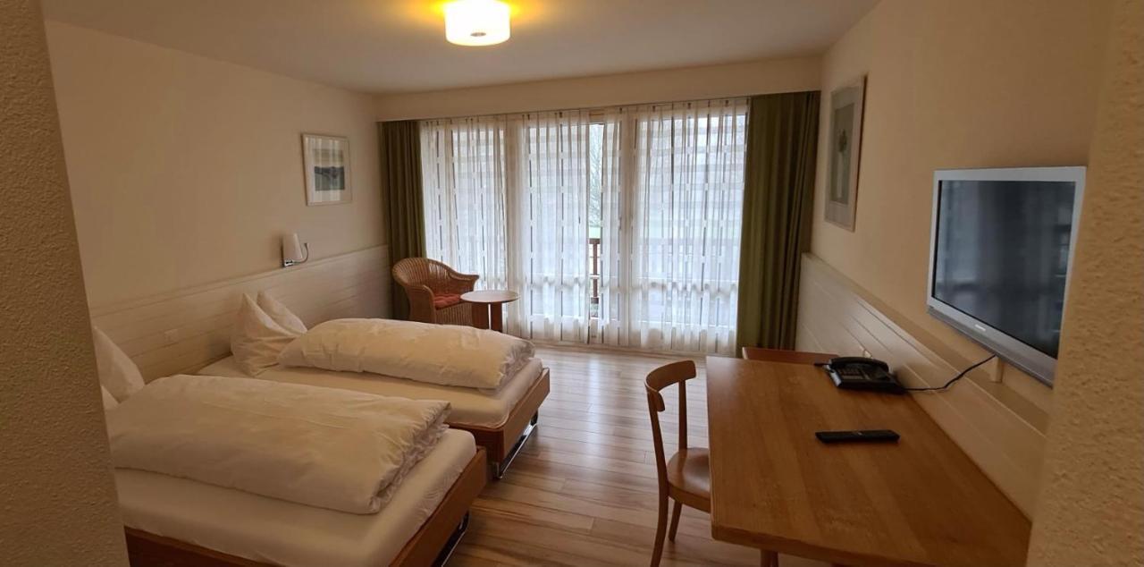 Hotel Breiti Bachenbulach Экстерьер фото