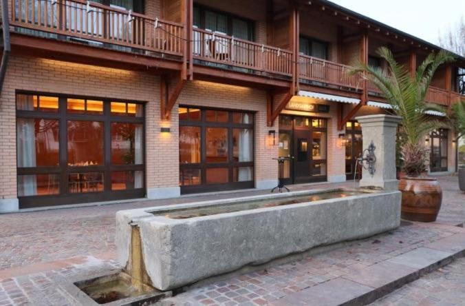 Hotel Breiti Bachenbulach Экстерьер фото