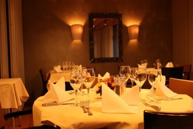 Hotel Breiti Bachenbulach Экстерьер фото